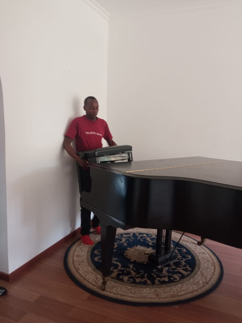 centricmoving's tweet photo. Need to move a grand piano or a whole office building? No problem! The Centric Moving Company has years of experience handling even the most complex and large moves. 

Trust us to make your transition a breeze. 

#MovingMadeEasy #RelocationNation #StressFreeMoving #LargeMoves https://t.co/7uzqEH1Imn