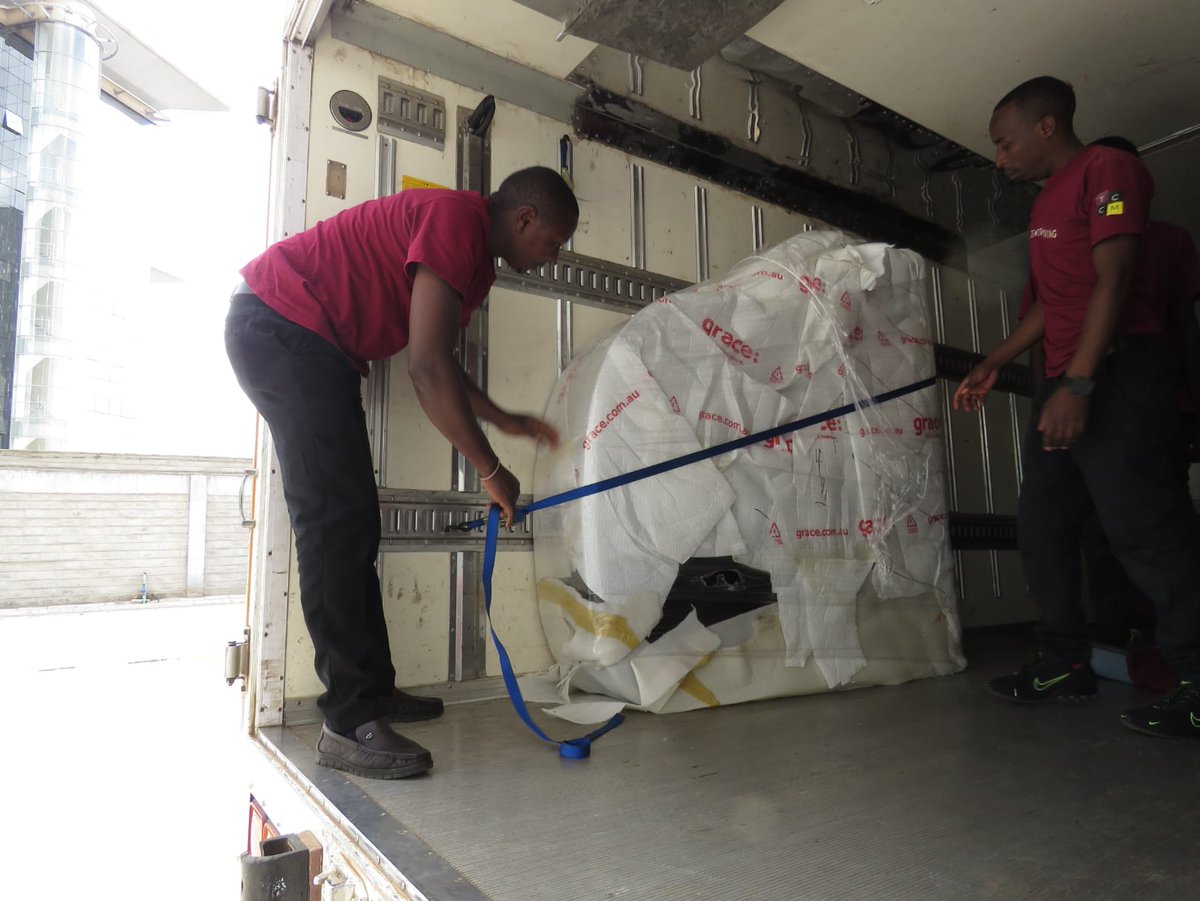 centricmoving's tweet photo. Need to move a grand piano or a whole office building? No problem! The Centric Moving Company has years of experience handling even the most complex and large moves. 

Trust us to make your transition a breeze. 

#MovingMadeEasy #RelocationNation #StressFreeMoving #LargeMoves https://t.co/7uzqEH1Imn