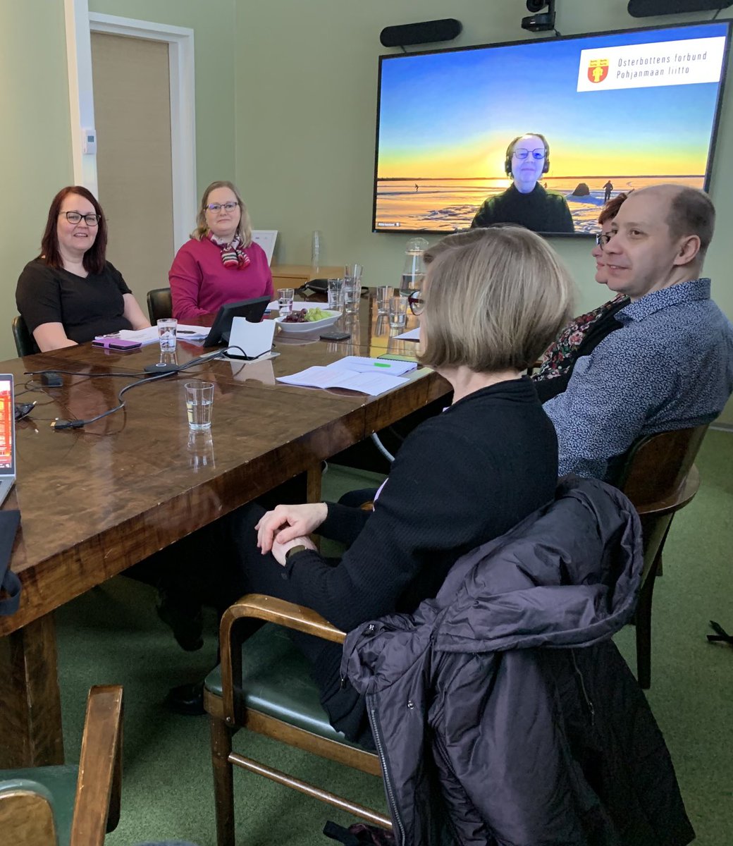 Pohjois-Pohjanmaan liiton maksajatiimi varjostustöissä ⁦<a href="/pirkanmaan_liit/">Pirkanmaan liitto</a>⁩ ’ssa. ⁦<a href="/MaakunnatOppien/">Maakuntien liitot yhdessä oppien</a>⁩ 😍