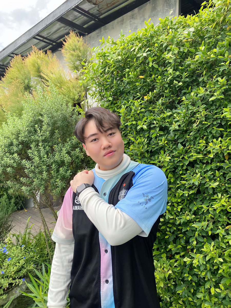 BRU_Conaxy's tweet photo. 안녕하세요 😵‍💫 https://t.co/QudvCSBvQF
