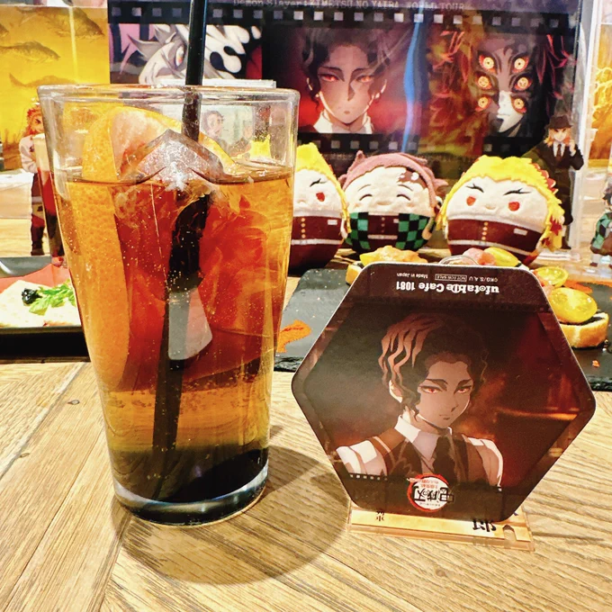 ギョッッコのドリンク天才では!?!?あとハーフてんぐのドリンクが梅昆布茶でしょっぱくて、デザートのときに役立って「よくやったはんてんぐ!!!」ってなった 