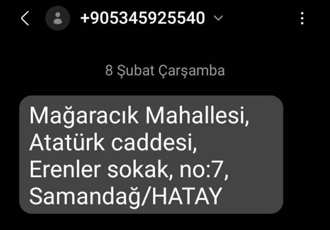 Ferhat747118's tweet photo. Her türlü yardım malzemesine ihtiyaçları var. Merkeze gelen yardımlar bize ulaşmıyor dedi Fahriye hanım. #deprem #Hatay #samandag https://t.co/StP11ZXCi4