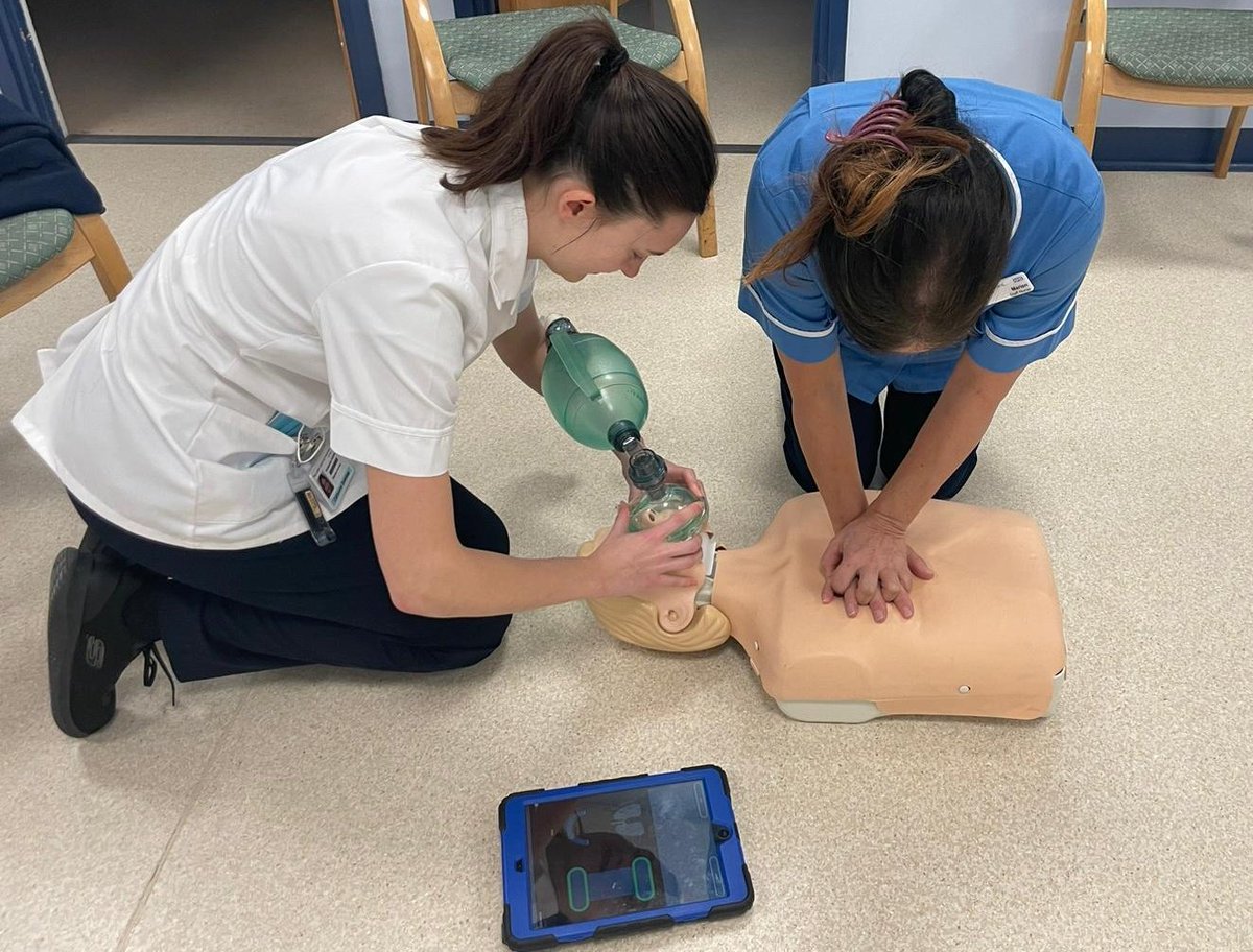 Karen headed over to <a href="/Wharfedale_Hosp/">Wharfedale Hospital</a> to undertake some paediatric basic life support training with the lovely <a href="/WharfedaleOPD/">Wharfedale Outpatients</a>! 
Karen often travels to our peripheral hospital sites to offer paed resus training and support!

<a href="/KarenHemingway7/">Karen Hemingway</a> <a href="/LeedsHospitals/">Leeds Teaching Hospitals</a> #PaedResus