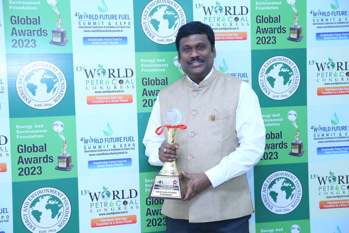 sdivisakh's tweet photo. SDI Visakhapatnam conferred with Global HR Skill Development Award 2023 in Platinum Category by Energy &amp; Environment Foundation during 13th World Petrocoal Congress at Delhi 

3rd time in a row SDI bagged this award.

We thank all our 18000+ trainees, alumni's, stakeholders. https://t.co/wDxNNHKCJW