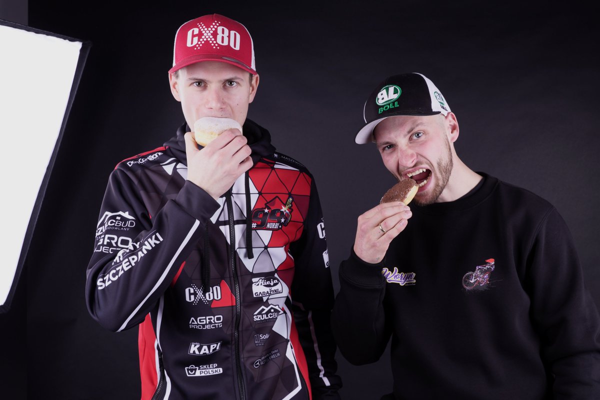 Smacznej kawusi...i kilku pączusi ☕️🍩

#PGEEkstraliga | #TlustyCzwartek