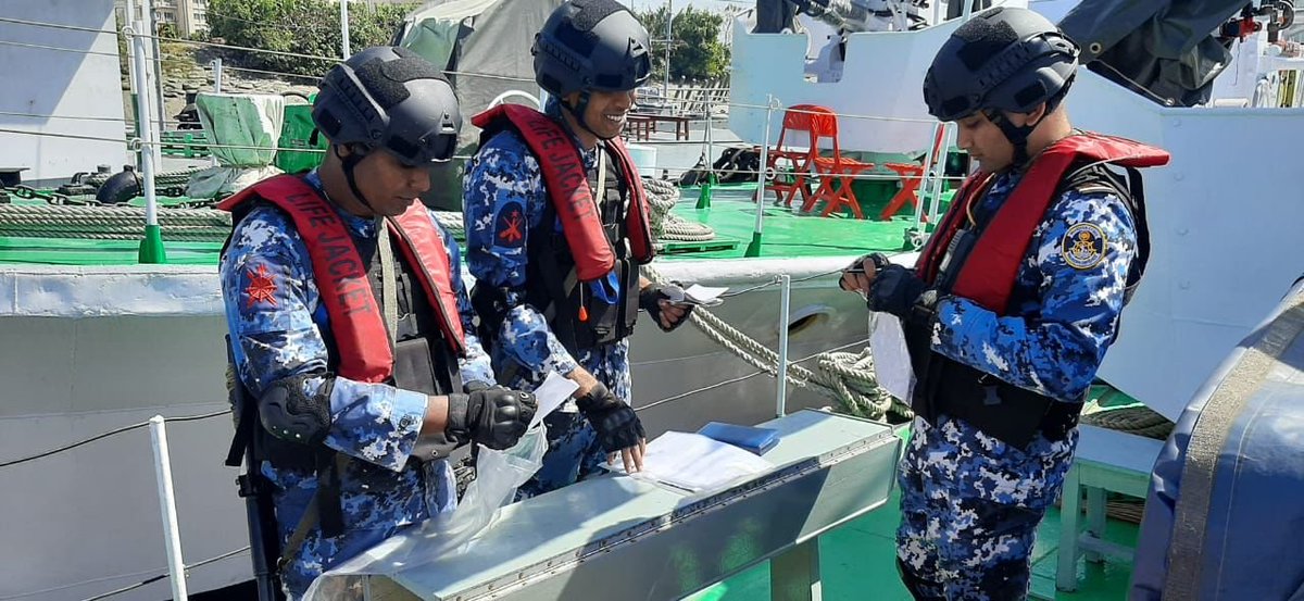 UNODC_BMB's tweet photo. #KeepingRiversSafe! @UNODC_MCP in #Bangladesh 🇧🇩 completed #VBSS Course for Boarding Teams for 1️⃣6️⃣ officers from #BangladeshCoastGuard, incl. classroom & practical sessions on:
✅ Static & underway boarding
✅ Vessel search
✅ Evidence handling
Funded by @StateINL🇺🇲 https://t.co/FEcL0Gk5ba