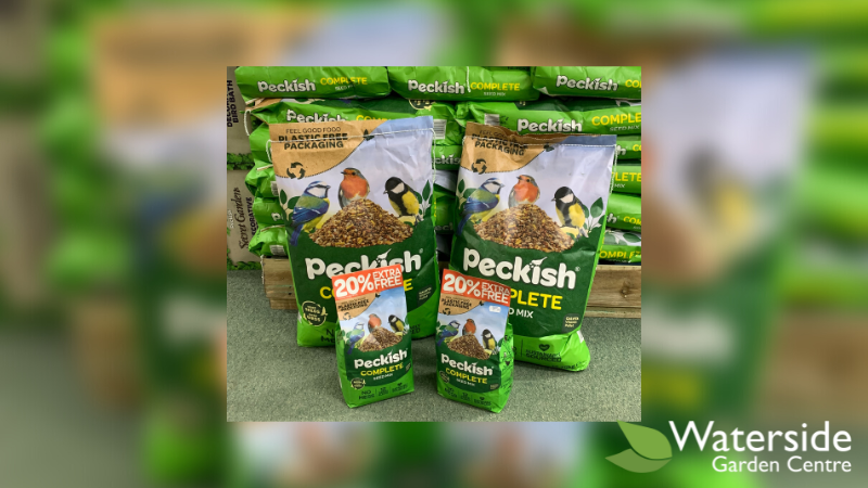 Peckish Complete Seed Mix - now comes in plastic-free packaging! Available in-store today. 🐦

✨ 100% recyclable ✨ Feel good bird food ✨ Zero single use plastic

With food resources scarcer now, it is essential to feed garden birds all year round.