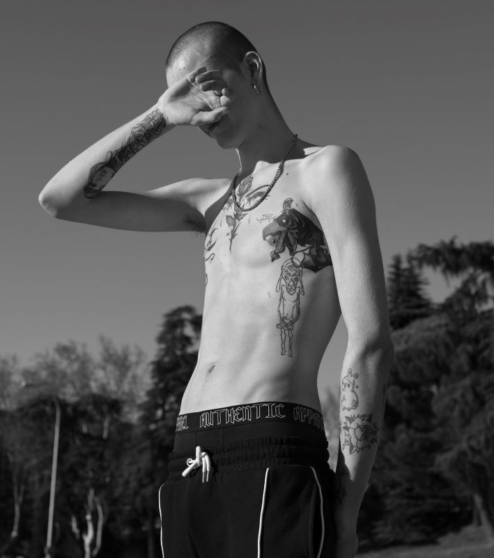 Hoe werkt het geheugen? Fotografe Bebe Blanco Achterberg verbeeldt in 'Broken memories' in <a href="/foam_amsterdam/">Foam</a> de gevolgen van het officiële besluit destijds in Spanje de 40-jarige dictatuur onder Franco officieel te 'vergeten': museum.nl/nl/foam-fotogr…