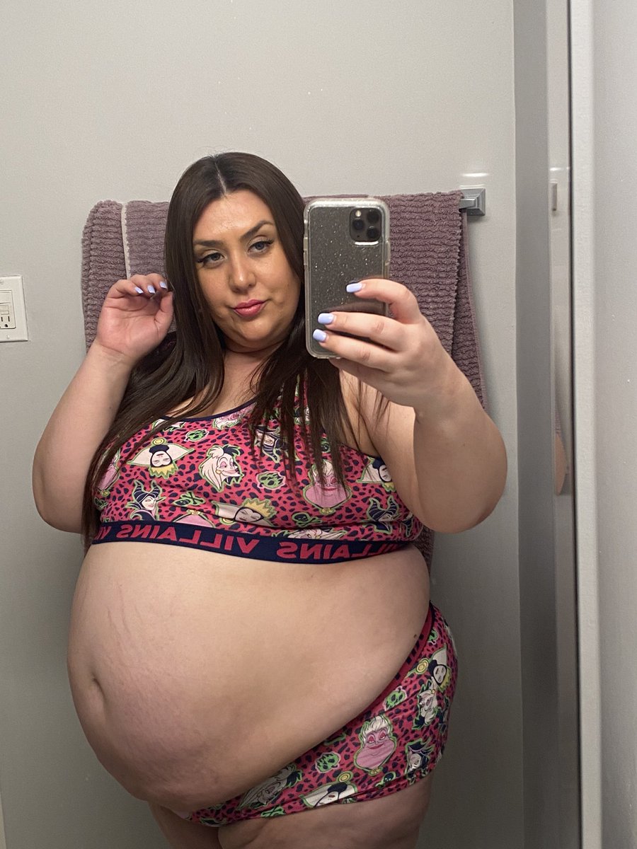 bbwlayla on Twitter: "I really look fatter than ever 😍sub to my site to see my gains 😇http