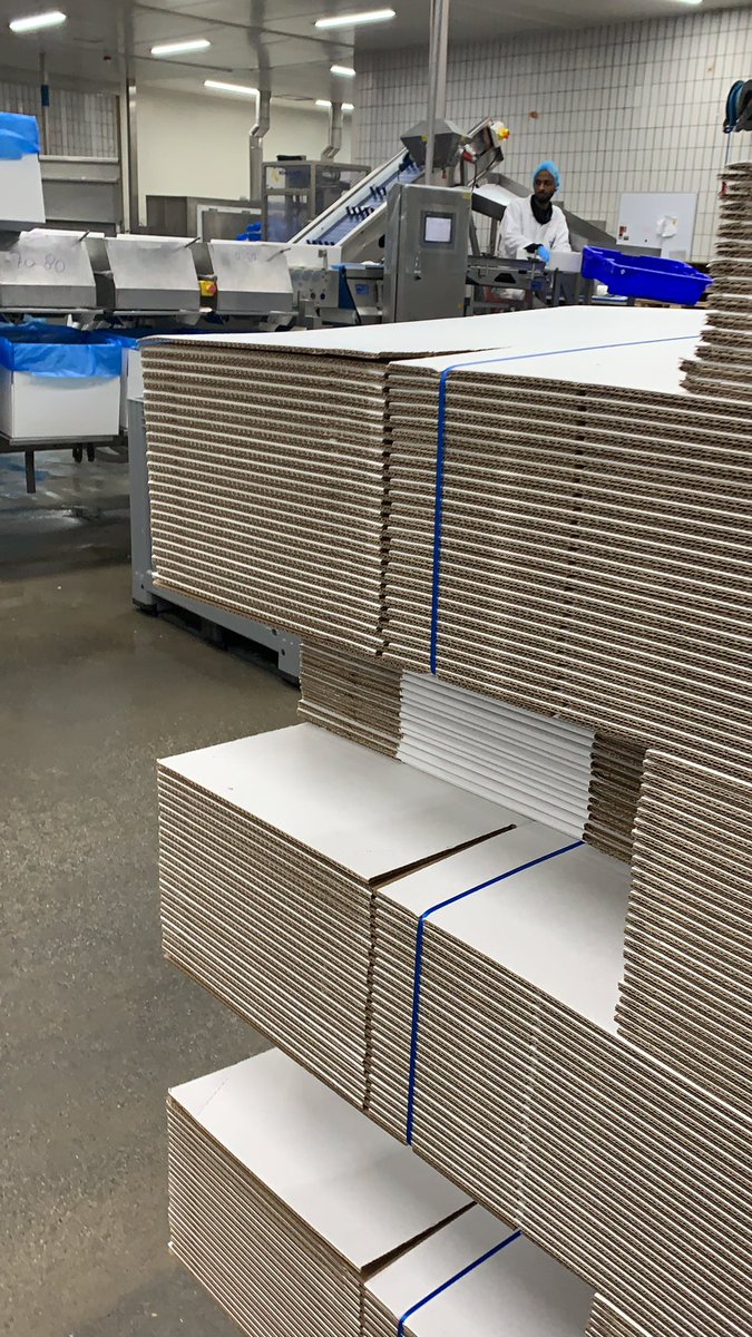 jacobusras05's tweet photo. Working whit my favorite. https://t.co/kiSXKROQJv
