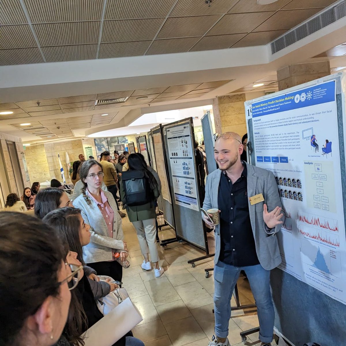 Yesterday at #iscop2023. Thanks for hearing, questioning, and inspiring me at my poster: "Can facial mimicry predict decision-making?"

I want to thank my PhD supervisor <a href="/YeshurunYaara/">Yaara Yeshurun</a>.  Thanks <a href="/hanein/">Yael Hanein</a> and <a href="/Xtrodes/">X-trodes</a> for the collaboration and unique EMG printed wireless electrodes