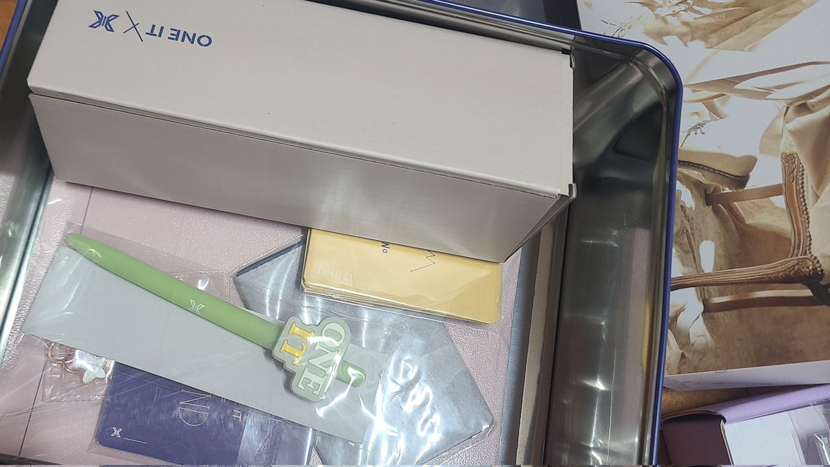 Eu__SSG's tweet photo. 김우석 니아 키트 양도

니아 키트 각 2.0 (팬클 카드 제외)
엑스원 키트 1.0 (팬클 카드 제외)

일괄시 택포 4.5 
*일괄 우선 거래*

김우석 kimwooswok 니아 냐냐 키트 X1 https://t.co/8X86zYBgC4