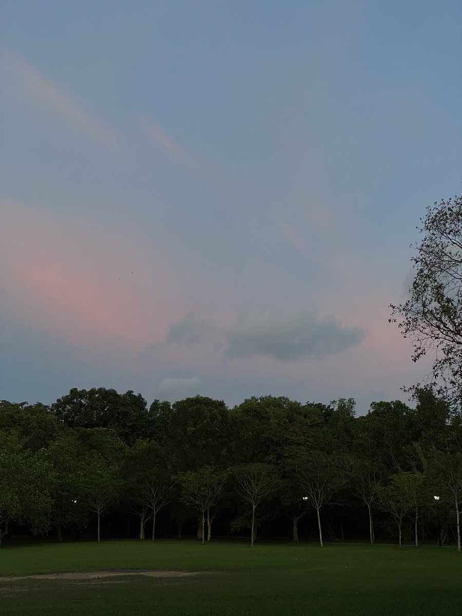 We share the same sky. #oneworld 🌏