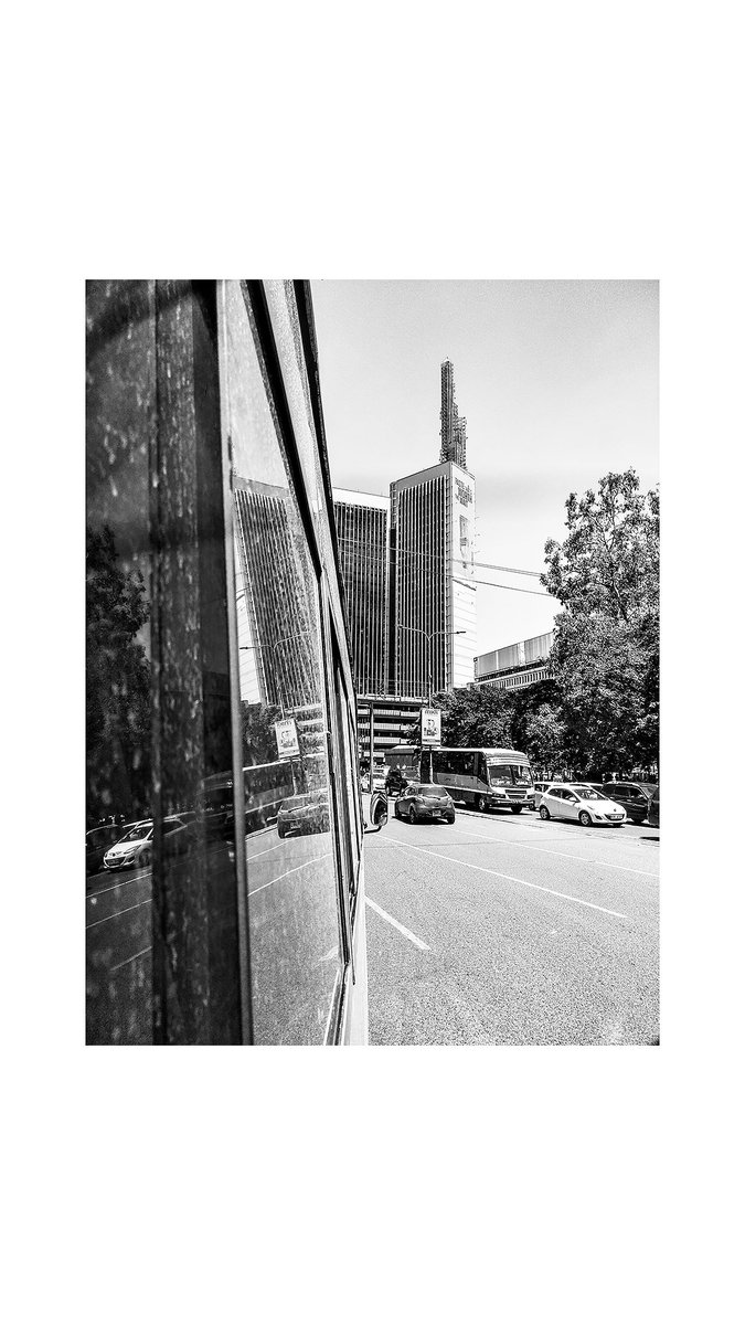 jakesnigel's tweet image. Nairobi in Black &amp;amp; White.
.
.
#randomshots #phonephotography #blackandwhitephotography #kenyanphotographer #Nairobi #Kenya