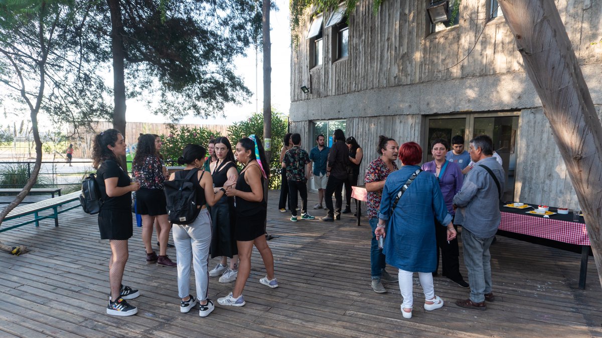 hechochileaaee's tweet photo. ¡Qué hermoso estuvo nuestro “Primer Encuentro de Ecosistemas Creativos” durante el mes de enero!🎭  

Y tenemos un montón de registro fotográfico y audiovisual que no queremos dejar de compartir con ustedes, porque Hecho En Chile va con tutti 😎 https://t.co/4Mp39dEwnF