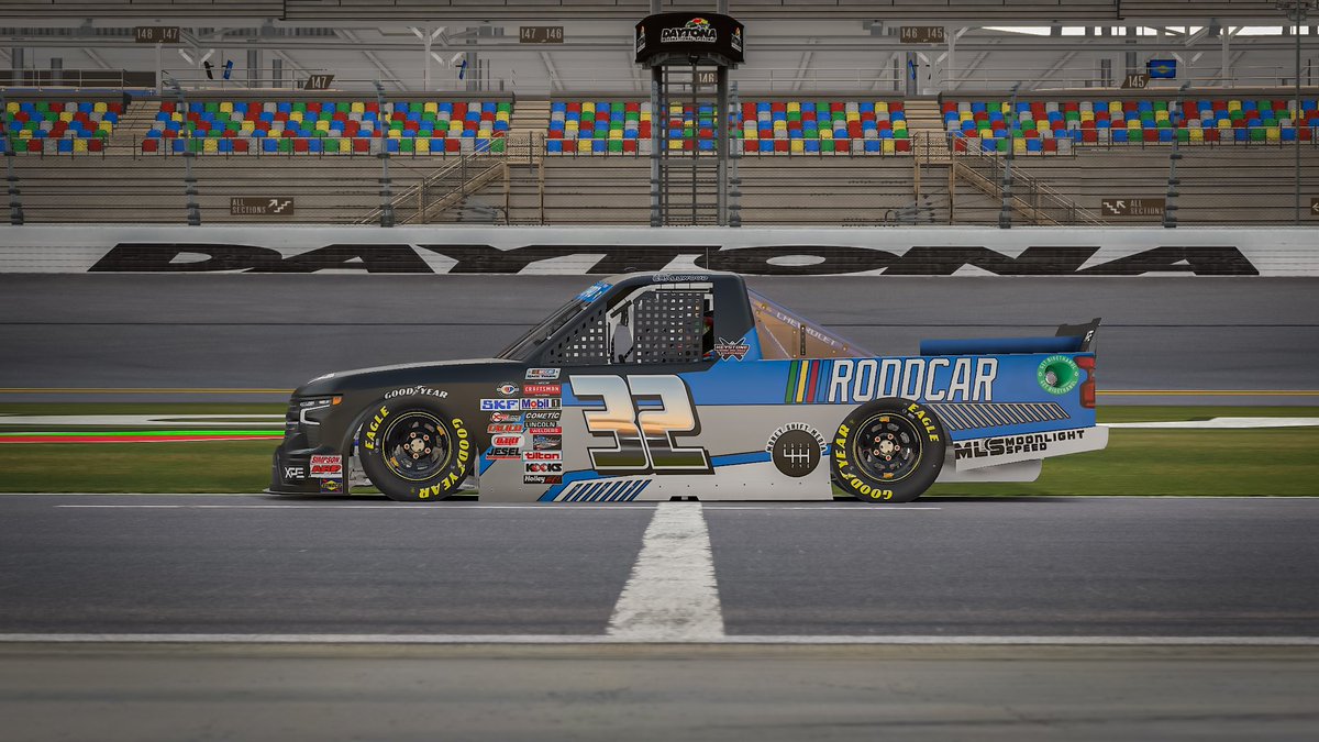 Happy to kick off the season tonight! I appreciate all the work my boys at <a href="/xpress_esports/">XPress eSports</a> put in let’s go make it a good year.