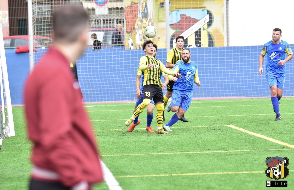 alejandroRodrim's tweet photo. Seguimos sumando de 3 familia
Contento por ayudar al equipo con el gol
Seguimos trabajando 🐝⚽️ @CDBetisF1928 https://t.co/VLOGYzxnsk