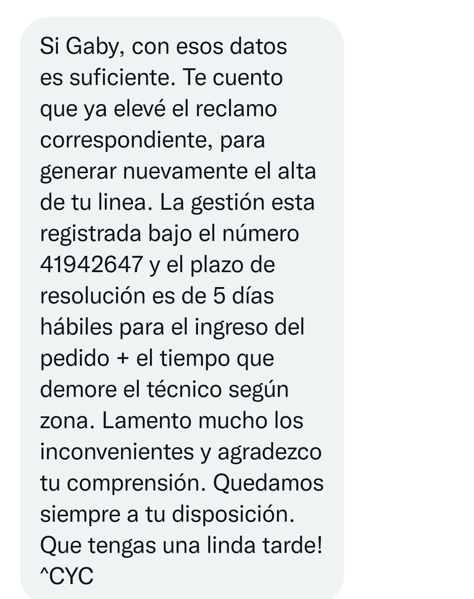 gabyakd's tweet photo. Reclamando desde el 1/02 porque se equivocaron y me dieron de baja la línea, me pide. Disculpas y prometen resolver en 5 días, sin obtener respuesta a los 10 días me comunico y me dicen que mi línea y mi número fue otorgado a otra persona. Tan ineptos pueden ser? @MovistarArg https://t.co/rj9Qv0fJMR