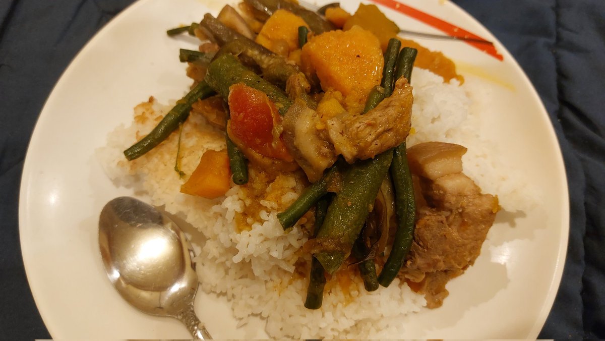 JMFlores0702's tweet photo. "Tara! Kain tayo, pak na pak pero hindi ka nya bet." #PAKBET
#kwentongJM ito'y kwento lang naman.. https://t.co/59KO5dG2Wd