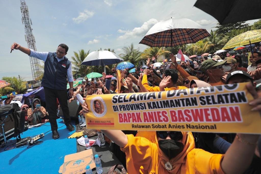 Pesan perubahan itu digaungkan dari Martapura, semoga bisa terdengar sampai seluruh Indonesia. Bahwa masyarakat ingin perubahan untuk mewujudkan keadilan sosial bagi seluruh rakyat Indonesia.

#AniesBaswedan #SilaturahmiKebangsaan #Martapura #KalimantanSelatan #UntukIndonesia