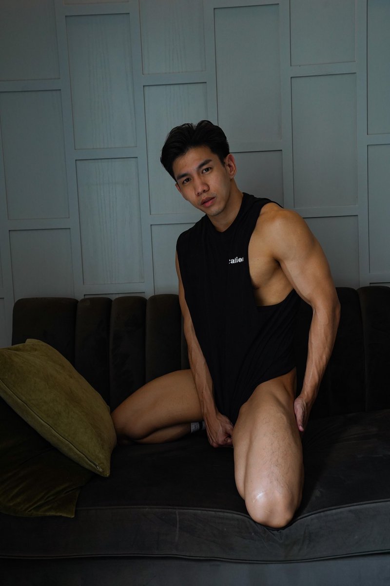 ยอมคุกเข่าละคับ