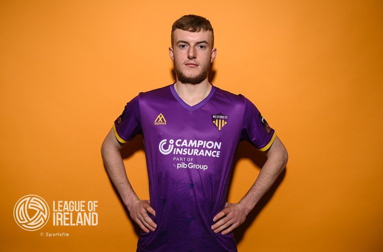 ✍️We are delighted to confirm the signing of James Crawford!

After strong performances in pre-season, the 17 year old joins us from Klub Kildare

Full story: wexfordfc.ie/james-crawford…