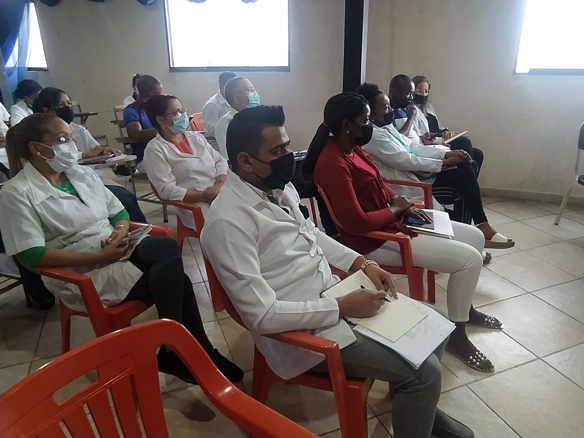 #EnDesarrollo: Consejo de Dirección en el estado #Yaracuy; presidido por el Dr. Misael Arias Reyes. El trabajo mancomunado entre la Misión Médica Cubana y el <a href="/MinSaludVE/">MPPSalud</a> se evidencia.

💖#CubaPorLaVida 💖#MejorEsPosible 🇨🇺