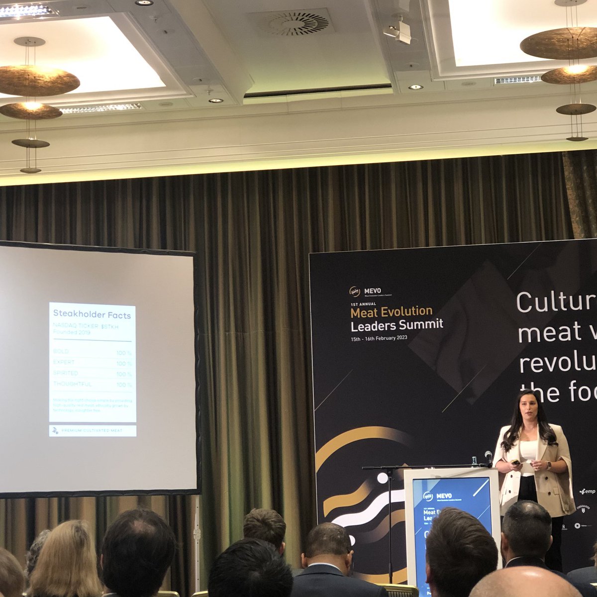 stkhfoods's tweet image. Our very own VP of marketing @MorGlotter speaking at the 1st annual Meat Evolution Leaders Summit in #Berlin hosted by #MEVO @GbxSummits 

Thank you for having us 🤝🥩 #Steakholderfoods $STKH #Cultivatedmeat