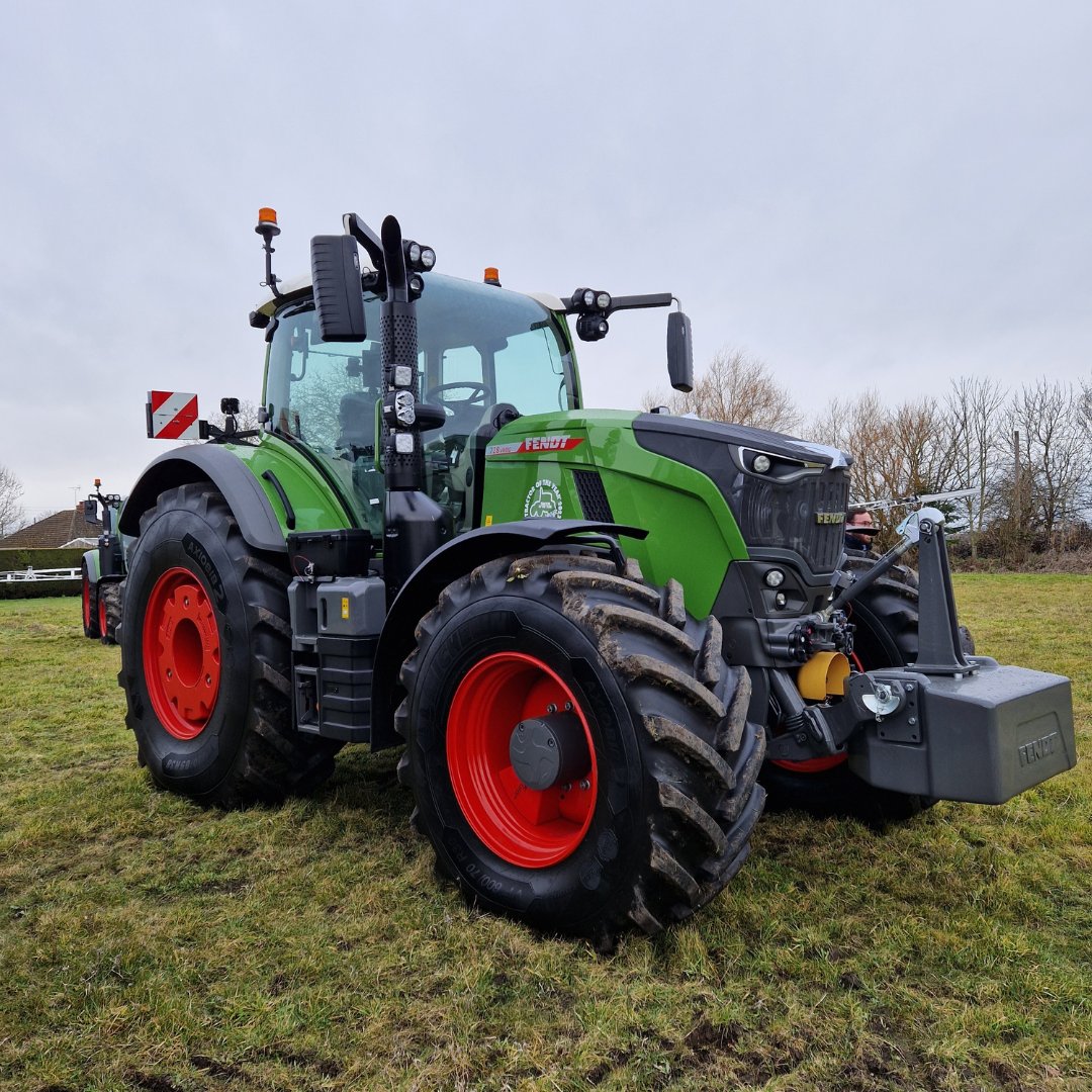 tnstractors's tweet photo. This week, we had the pleasure of showcasing the new #Fendt 700 Vario Gen7 at our branches in Suffolk, Norfolk and Cambs🚜🔥.
Book your Fendt 700 Vario Gen7 demo ➡️ https://t.co/gRLVJK9zT8
#NextGen700 #ItsFendt
@Fendt_UKIreland https://t.co/yH7O1CLral
