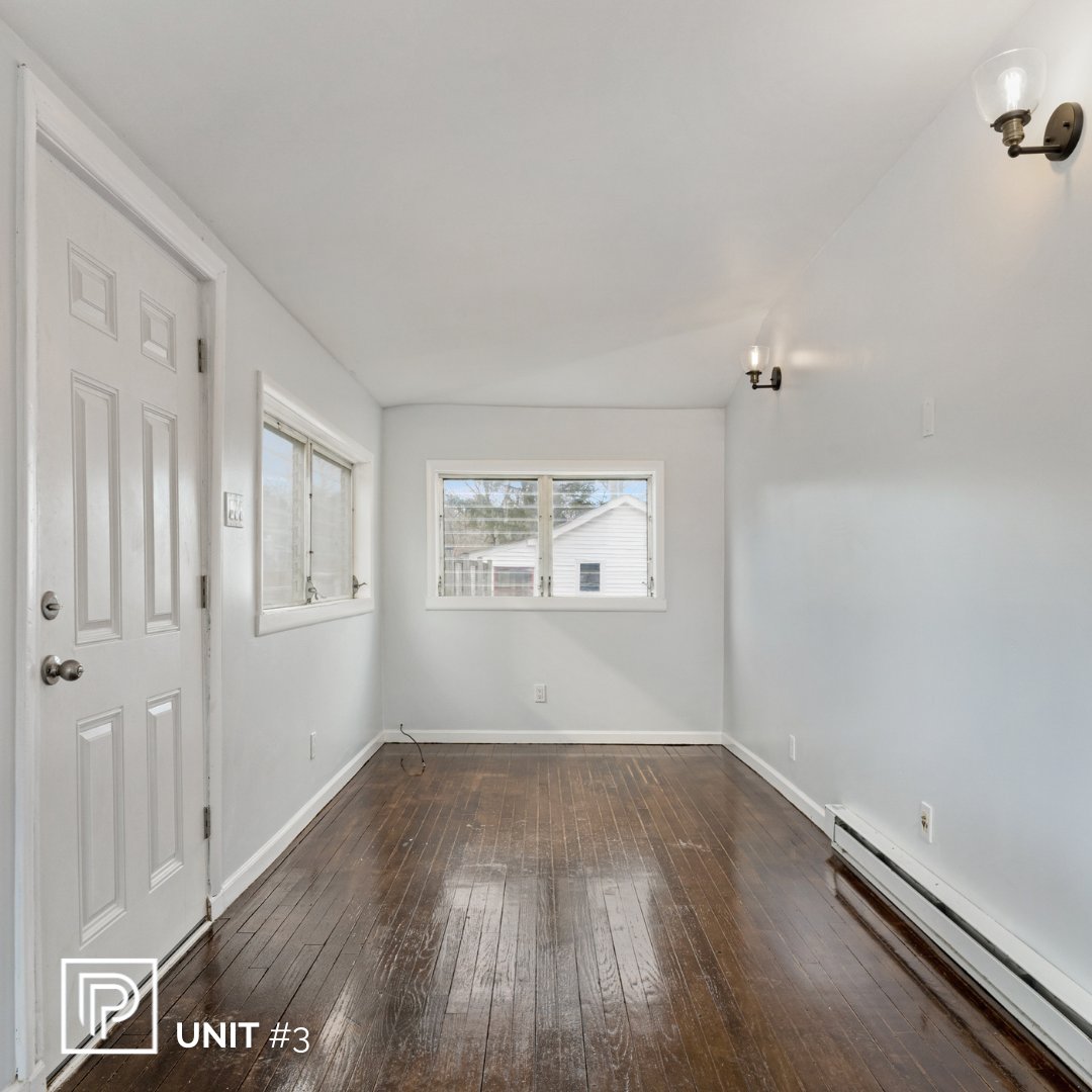 ZPetrocca's tweet photo. Now Available For Purchase.⚜️ 1588 Route 23B, Catskill, NY.

4 separate dwellings on 2.72 just blocks from Main Street in Leeds and minutes from Main Street in Catskill. 

Contact us for an exclusive tour.👇🏼 https://t.co/LMdwM9DfVh