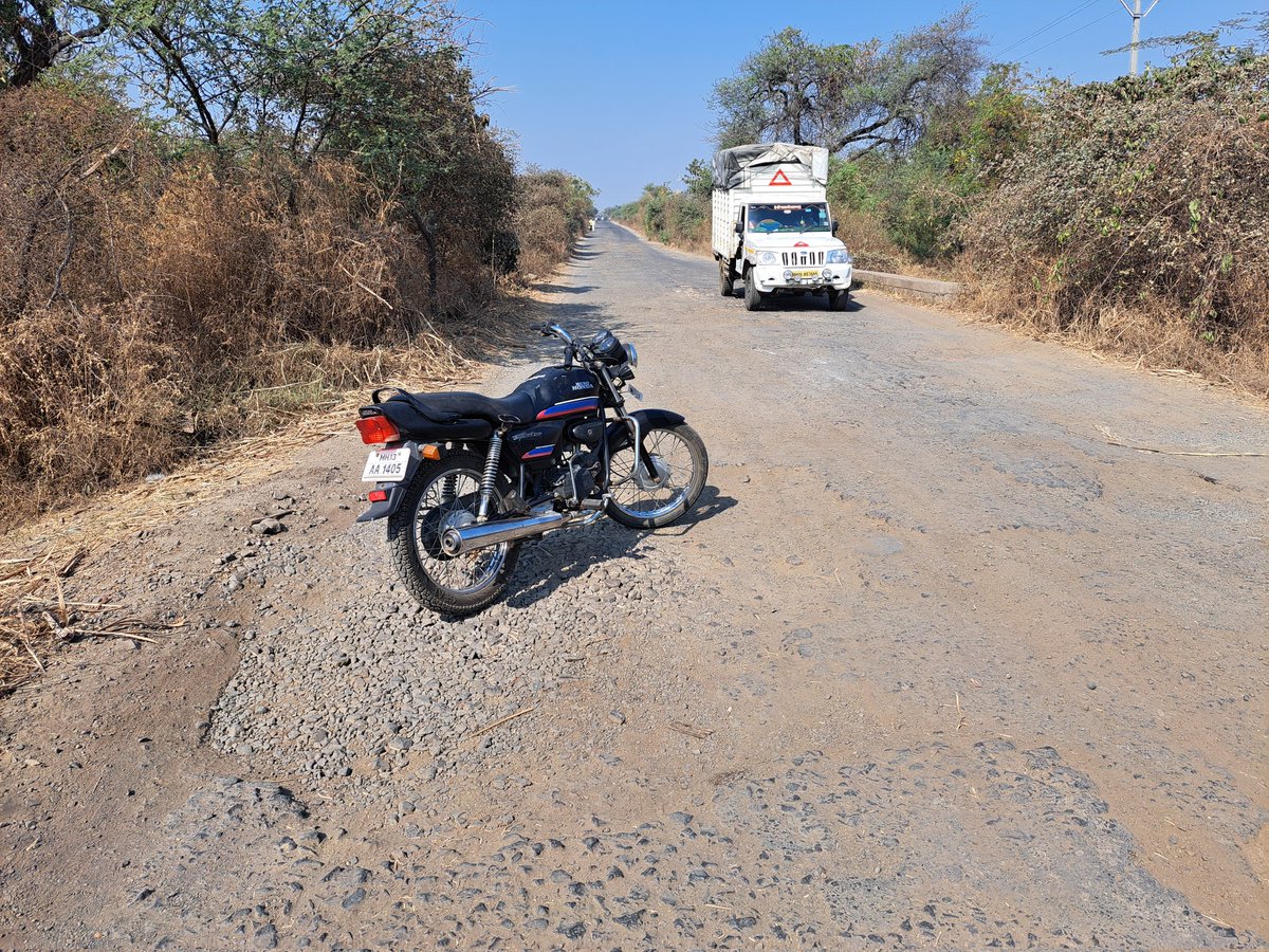 Xvatican's tweet photo. @nitin_gadkari @yt_droneman From last 20+ years we are suffering from Bad roads.. when you gonna look ???? This is Barshi #tuljapur road in #Maharashtra .. https://t.co/xyxLivla6p