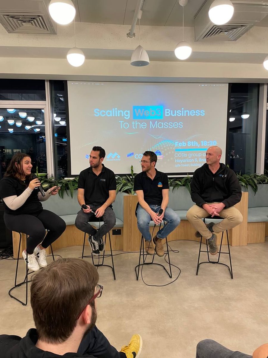 UnikaNetwork's tweet photo. Long time no see 👋  

This means we've been working hard on collecting, refining, talking and finding synergies with the contacts from @ETHTLV_  🤝 
So, #web3community , let's meet offline more often - this is so fruitful and heartwarming 💙 
#ETHTLV https://t.co/qLKNdViv61