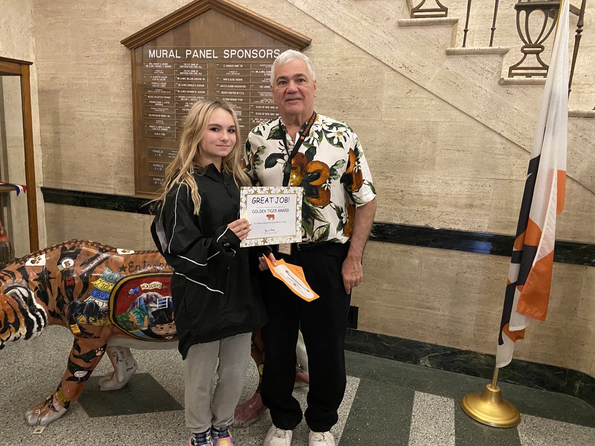 Congratulations to Adrianna Waldron on earning the Golden Tiger award at Mexico High School.