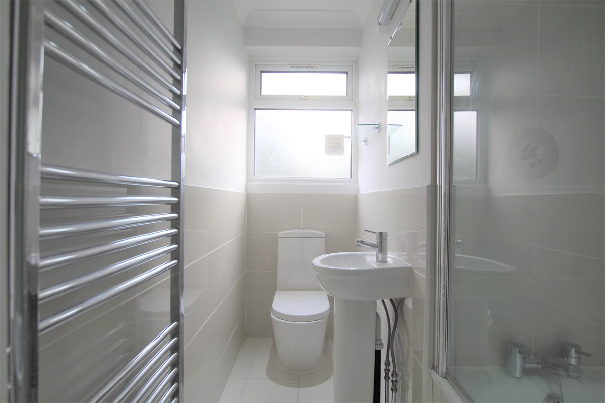 Hamways's tweet photo. Available to Let ⭐️The Grange, N20 #OTM £1,550 pcm
Hamways are proud to present this excellent two-bedroom apartment in a quiet, private &amp; well-kept estate.

Details: https://t.co/93FQfY1XRT

#movewithus #enquiretoday #popularlocation #refurbishment #modern #tolet https://t.co/ymwbni5zIf