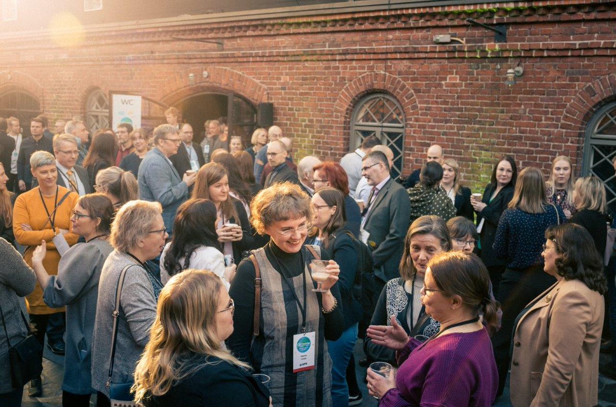 GTK_FI's tweet photo. Hard rock hallelujah! säesti eilen #GTKpeople'n GEOverse- #strategia'päivää. Kimmo @tiilikainen: niin kuin Lordin voitolle, meidän osaamisellemmekin on tilaus. Nyt pureksitut strategia 2023-2027 -elementit jatkavat kiteytykseen. #MaammeHyväksi #ForEarthAndForUs https://t.co/19h3rrxE5A