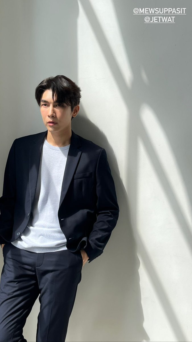 Zee_mewlion_Mew's tweet photo. Mew Suppasit and Jeong Jinwoon (2AM) 
In an action series or movie, with producer P' Jeab. ❤️ If it is true, it will be an amazing sight

@MSuppasit #MewSuppasit #มิวศุภศิษฏ์ https://t.co/6FGQTKFqas