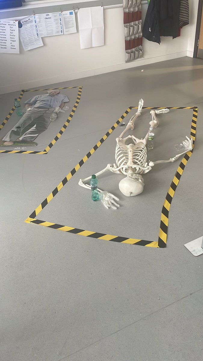 CSIEHS edition today for 3B! Contamination free evidence removal for testing next week! @S_Martin_DHT @ElginHighHT #forensics #chemistryiscool