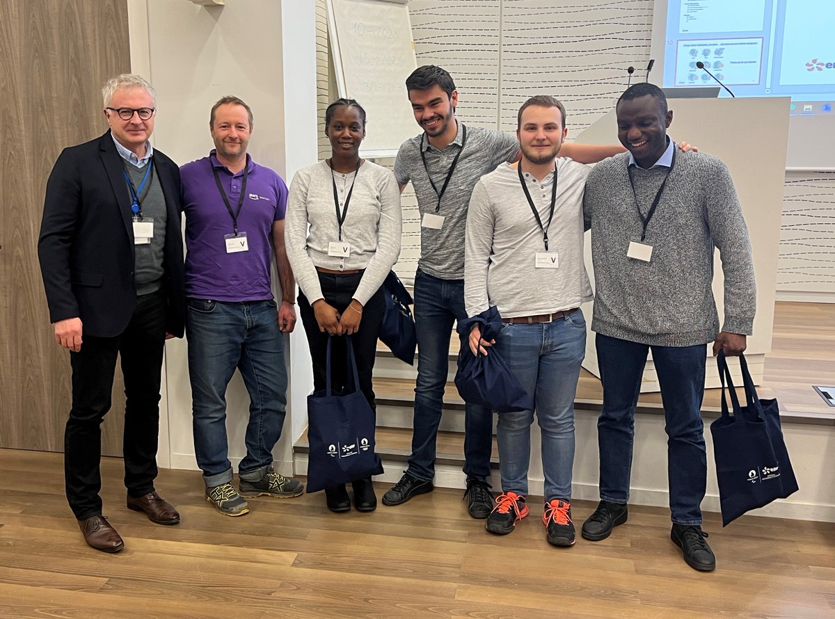 Teratec (@teratec_eu) on Twitter photo 🏆 Remise de prix Hackathon #HPC!
✨Félicitations à <a href="/uvsq/">UVSQ</a> qui place ses 3 équipes d'étudiants sur le podium!
👋🏼 Rendez-vous au Forum Teratec fin mai pour échanger avec eux! 
Un grand merci à nos partenaires: <a href="/AWSFrance/">AWS France 🇫🇷</a>, @CGGcompany, <a href="/Arm/">Arm</a>, <a href="/EDFofficiel/">EDF</a> & <a href="/UCit_HPC/">UCit</a>! 🏆 Remise de prix Hackathon #HPC!
✨Félicitations à <a href="/uvsq/">UVSQ</a> qui place ses 3 équipes d'étudiants sur le podium!
👋🏼 Rendez-vous au Forum Teratec fin mai pour échanger avec eux! 
Un grand merci à nos partenaires: <a href="/AWSFrance/">AWS France 🇫🇷</a>, @CGGcompany, <a href="/Arm/">Arm</a>, <a href="/EDFofficiel/">EDF</a> & <a href="/UCit_HPC/">UCit</a>!