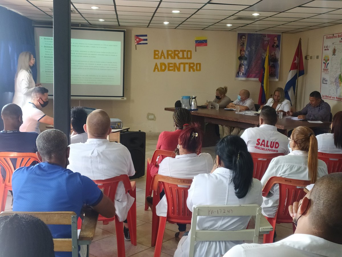 #EnDesarrollo: Consejo de Dirección en el estado #Yaracuy; presidido por el Dr. Misael Arias Reyes y la Dra. Tania Frómeta Parra. Interviene la Dra. Omara Jay, funcionaria de Barrio Adentro de la Misión en el estado.

💖#CubaPorLaVida 💖#MejorEsPosible 🇨🇺
