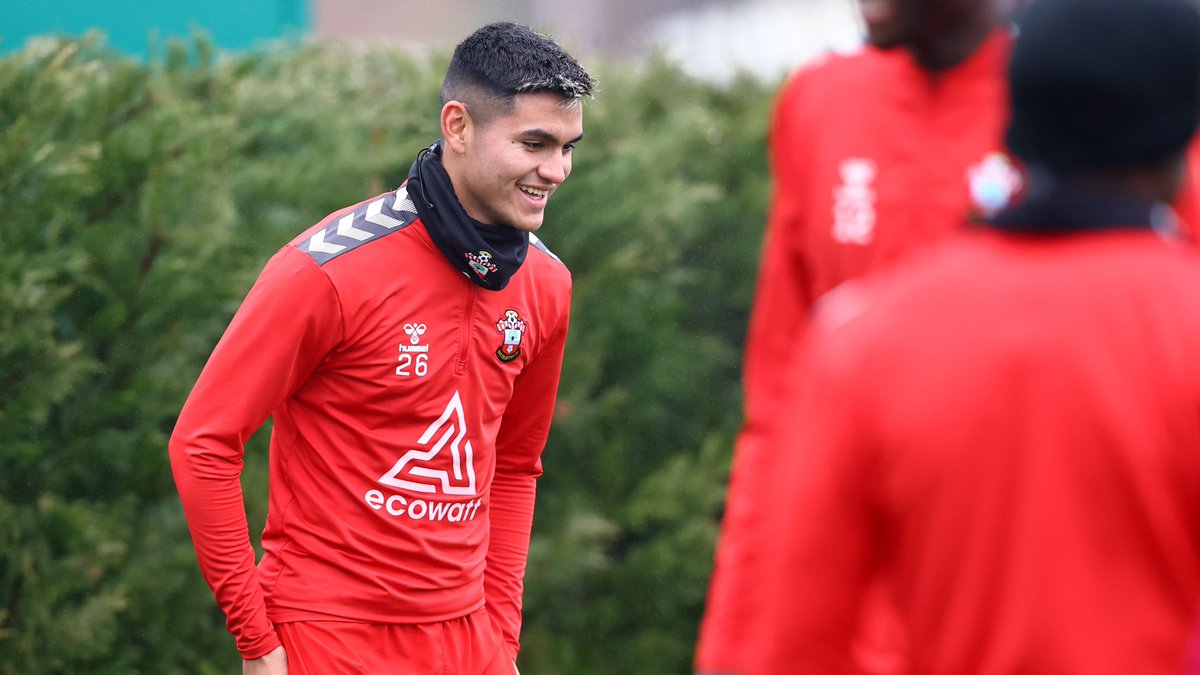 SouthamptonFC's tweet image. In the lab 🔋

📍 Staplewood Campus