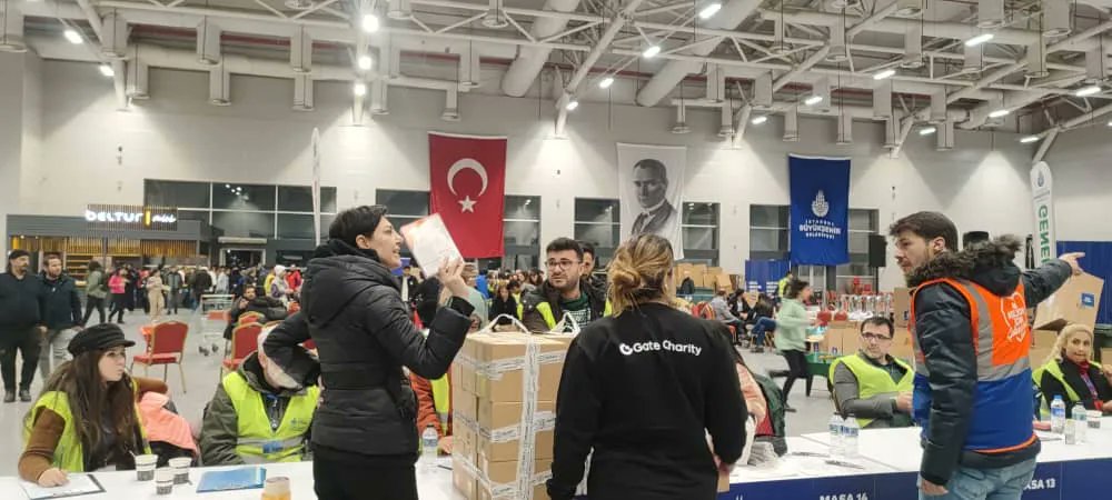 Gate's tweet photo. #Gateio &amp; @GateCharity has been working together with the volunteers we invited from the community, the #GateCharity team sent heat tape and clothing to the earthquake area. 

Volunteers also made their own donations. @Gate_Turkce Earthquake Recovery

#Gateio #PrayForTurkey https://t.co/60usq1XkZT
