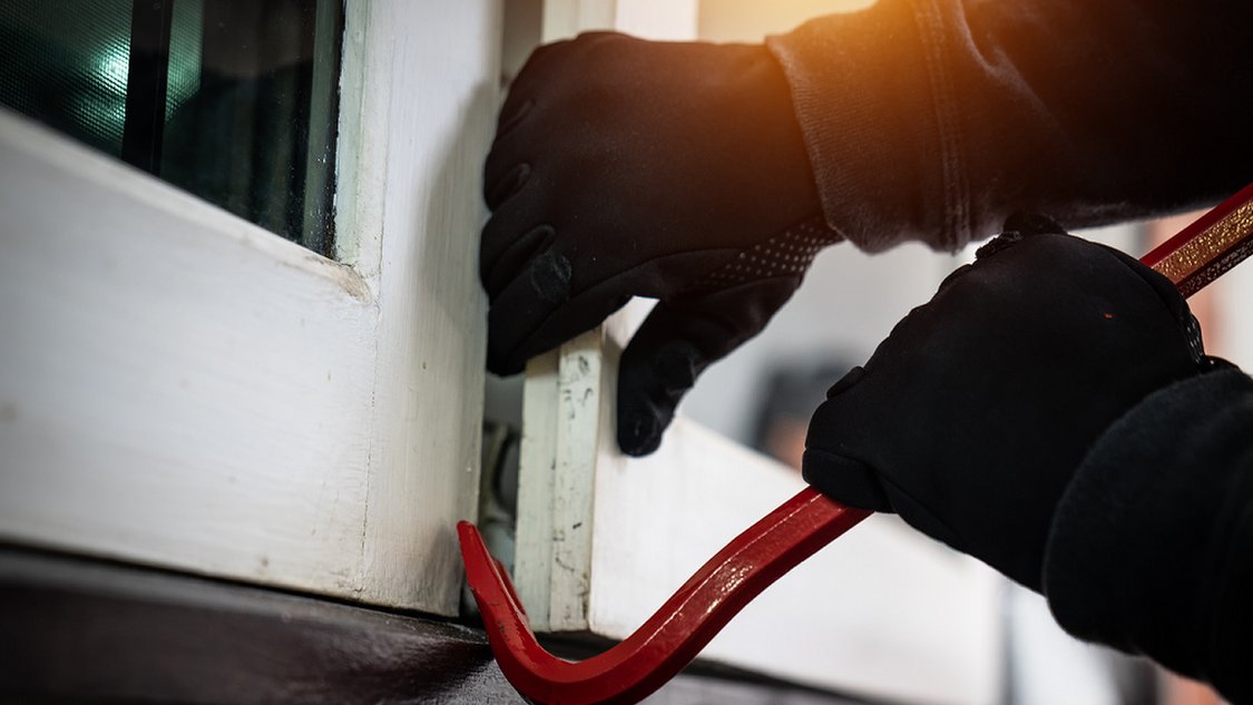 Many burglars return to homes that they’ve previously burgled because the homeowner failed to upgrade security following the first #burglary. They sometimes return to an area to try to burgle a nearby home that they spotted while committing a previous break in #crime #security