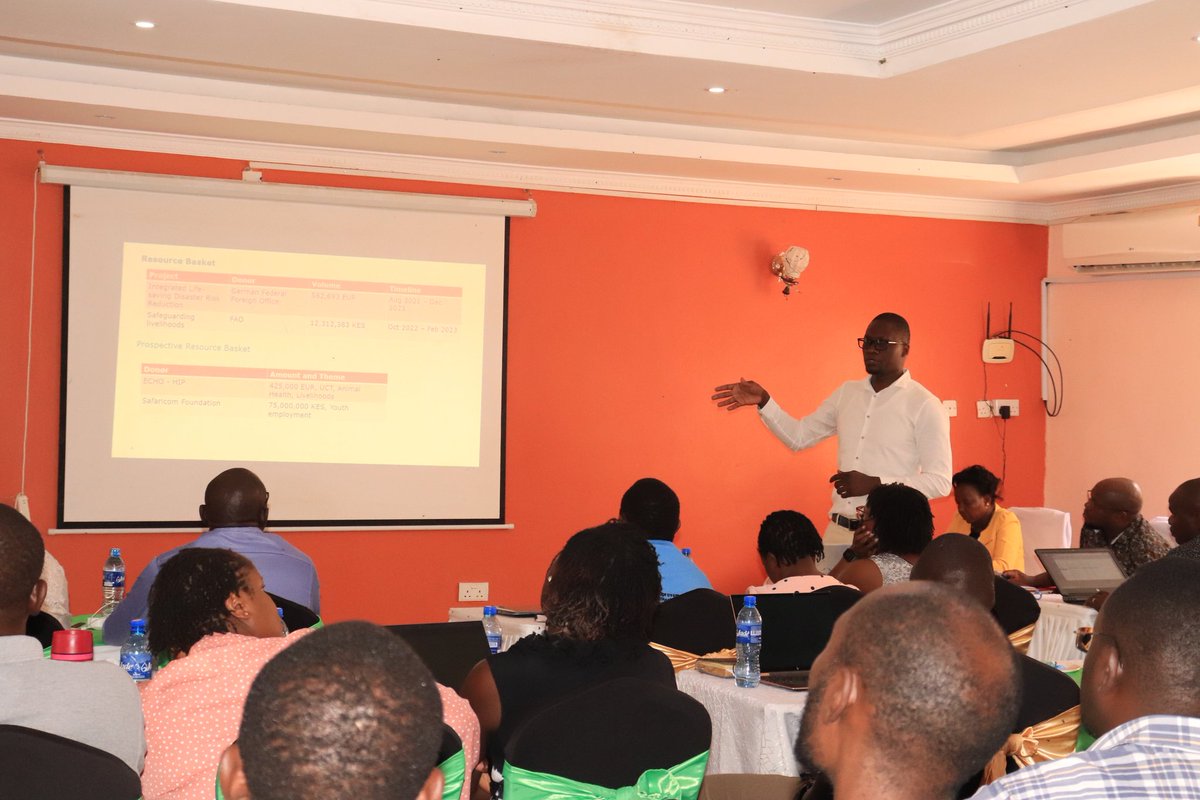 TurkanaCountyKE's tweet photo. Turkana County Health Dept, led by CCEM Dr. Anthony Apalia &amp; CCO Peter Lomorukai, hold a two-day forum with over 25 health partners organisations with the objectives; organisation introduction, highlight thematic areas, resources and areas of operation. https://t.co/FcUc9RjwMT