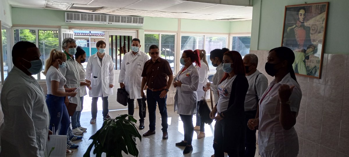 Visita al CDI Santa Bárbara estado Monagas, por funcionarios de la Dirección Nacional de la MMCVEN y directivos de la coordinación del estado. 

#CubaPorLaVida #MejorEsPosible #JuntosXAmor⚡⚡

 <a href="/cubacooperaven/">Brigada Médica Cubana en Venezuela</a> <a href="/MinSaludVE/">MPPSalud</a> <a href="/MagaGutierrezV/">Magaly Gutiérrez Viña</a> <a href="/joicy_rivas/">Joicymar Rivas</a> <a href="/japortalmiranda/">José Angel Portal Miranda</a> ⚡⚡