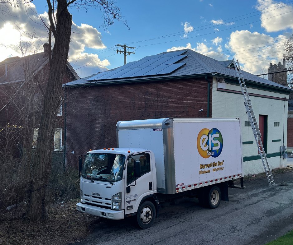 EISSolar's tweet photo. Don’t miss our #NEWSolar roof mount installation in Wilkinsburg! This system contains 30 REC Alpha Pure Black 400W panels and is expected to produce over 12,670 kWh per year! What are you waiting for? #GoSolar #EISSolar #Wilkinsburg #HarvestTheSun #RECGroup https://t.co/1J7kxwbQQO