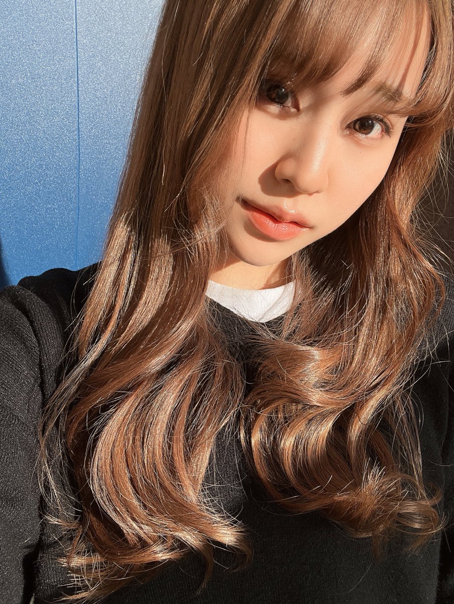 imcldkzl's tweet photo. お久しぶりのジドリンだよ
こんな顔してるけどめっちゃ眩しかったよ
そっか今日2/16なんだねえ、、6年か
まっだまだ元気に頑張らなきゃなーー!
教えてくれて有難うだよみんな🫡💚 #Chu_Chu https://t.co/i6OxlbLzp7