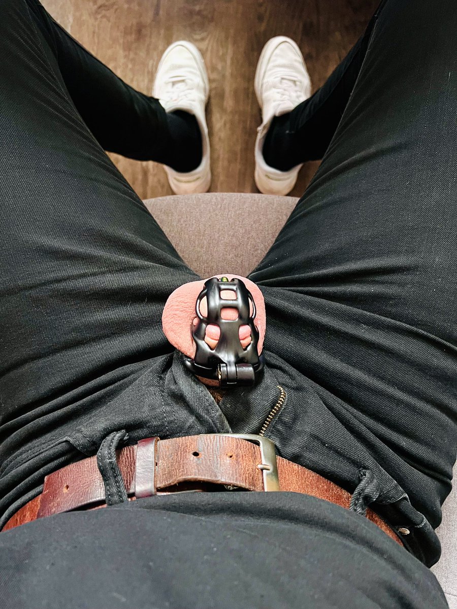 subboyny's tweet photo. Day 13 this week has been a long/busy one, but we're almost done! π#teamlocked #gaychastity #subboybk #chastity https://t.co/ujCATq1idM