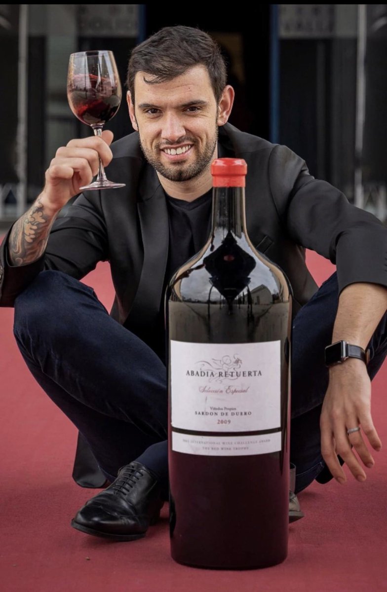 ZoltanCsabaNagy's tweet image. El tamaño importa. @arledomaine nadie quiere una pequeña copa de vino. 

📷@phototannins