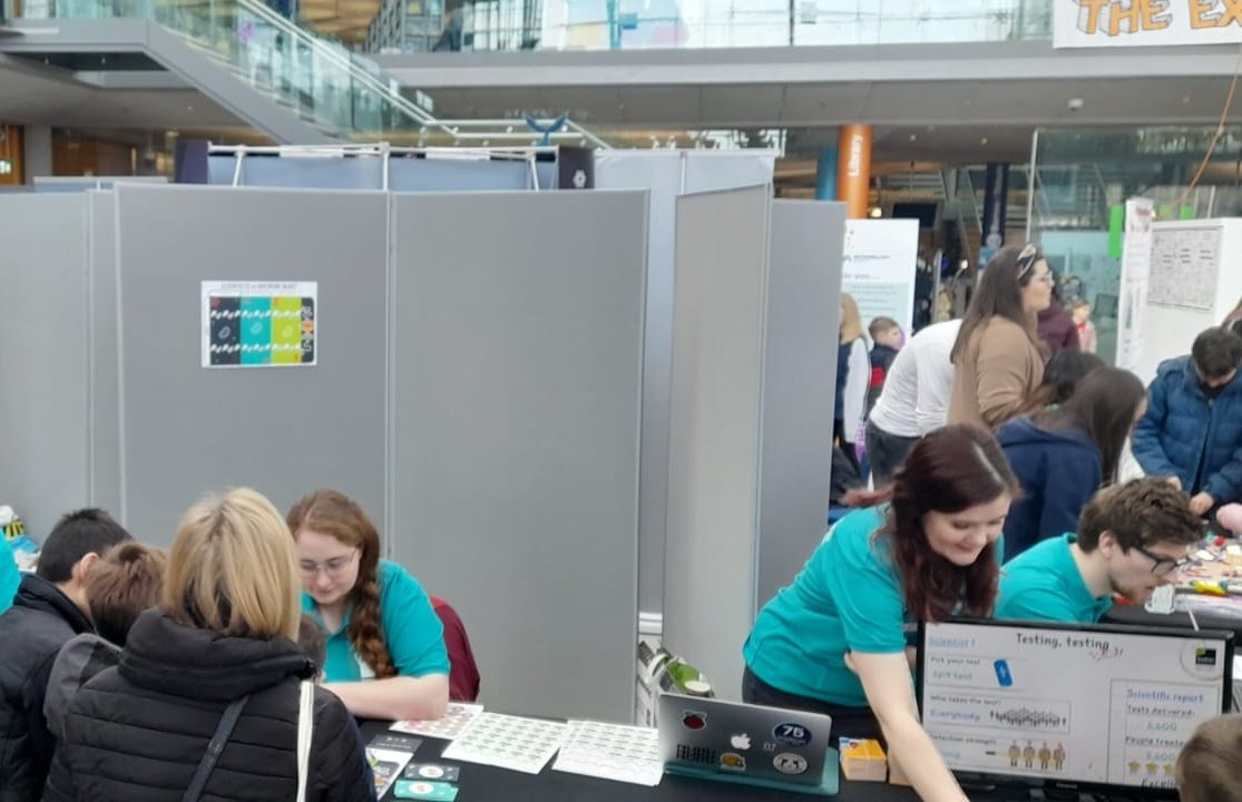 Yesterday was spent volunteering at @NorwichSciFest with @LangridgeLab. What an incredible day of #publicengagement @TheQuadram. I spent the whole day with a smile on my face - nothing beats chatting science with curious minds! #sciencecommunication #phdlife