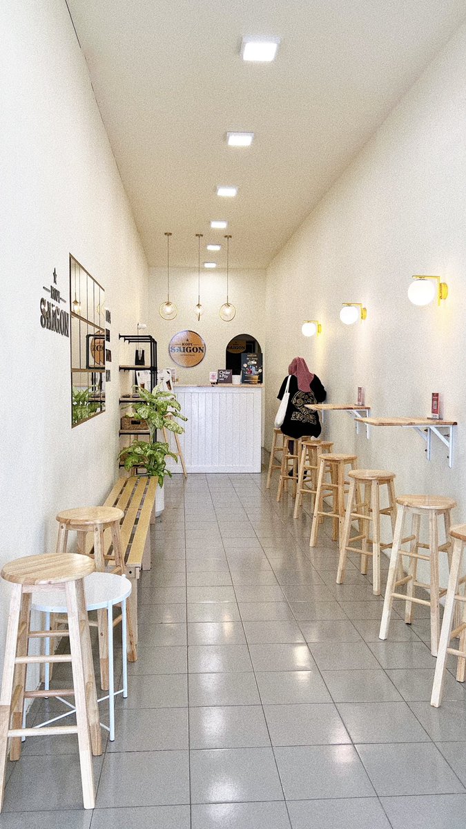 mieja_ibrahim's tweet photo. Mintak support drpd warga Cheras. If nak rasa the best kopi vietnam blh singgah di Kopi Saigon Bandar Sri Permaisuri (waze je).

Try our signature coffee; Kopi Saigon RM5 per cup or our best seller; Kopi Buttercream yg insyaAllah esok repeat lagi 🤤🤤

⏰ Open daily : 10am - 9pm https://t.co/CzjA10rTiQ